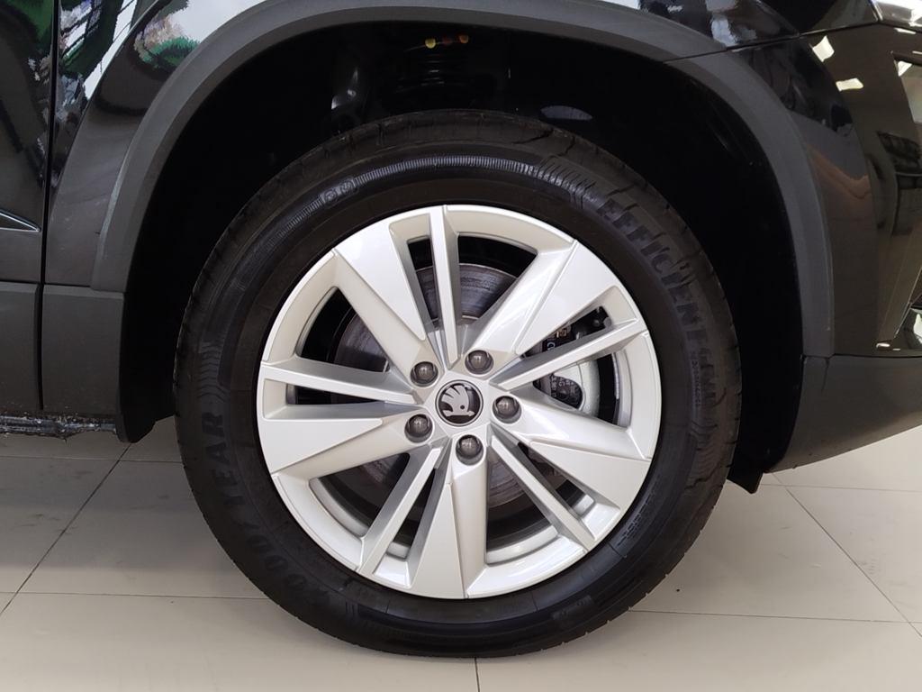 Skoda Karoq 2.0 TDI Selection DSG 110 kW (150 CV) - 7