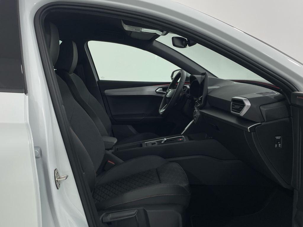 SEAT León 1.5 TSI e-Hybrid FR XM DSG 150 kW (204 CV) - 4