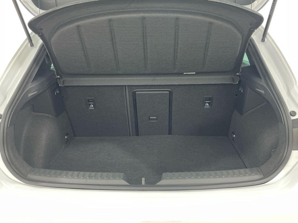 SEAT León 1.5 TSI e-Hybrid FR XM DSG 150 kW (204 CV) - 6