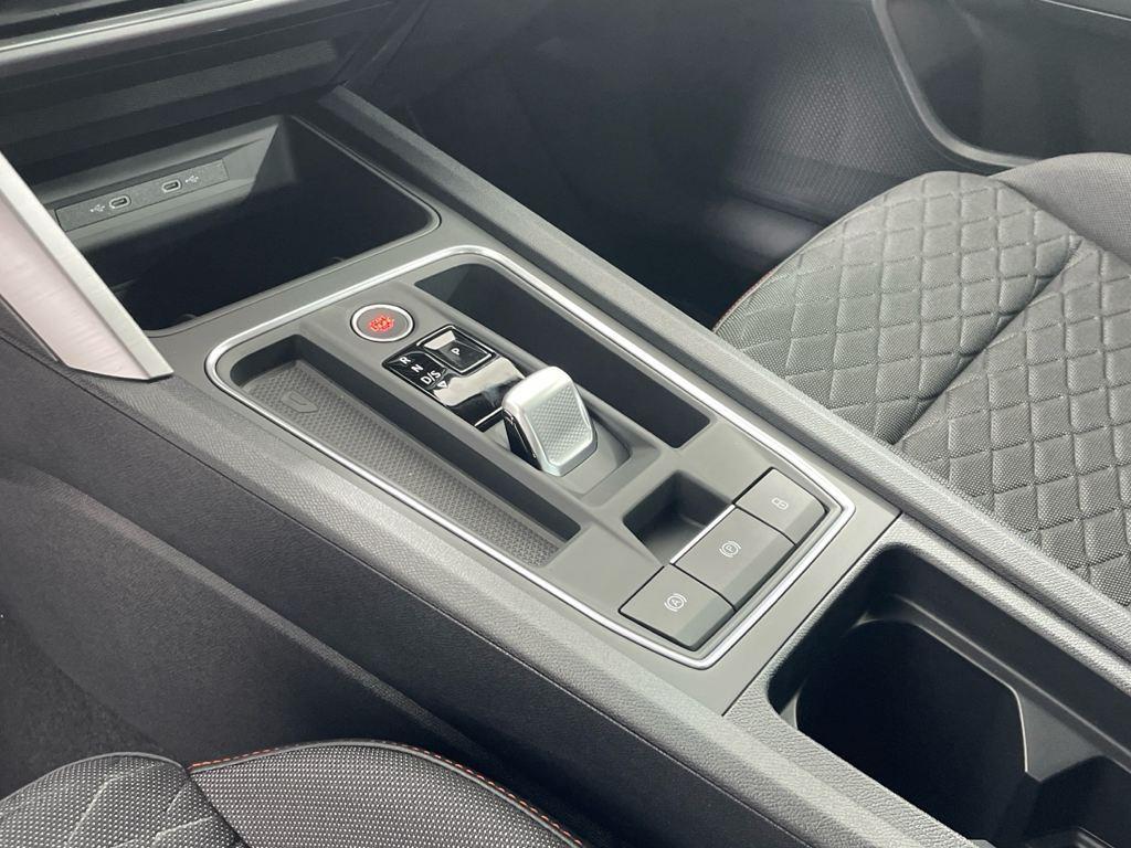 SEAT León 1.5 TSI e-Hybrid FR XM DSG 150 kW (204 CV) - 17