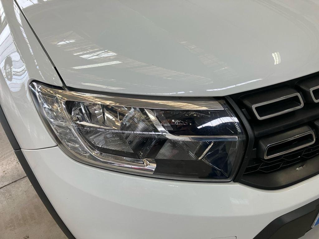 Dacia Sandero Stepway Comfort TCe 66 kW (90 CV) - 16