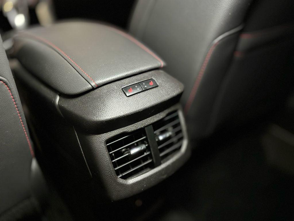 Ford Mondeo SportBreak 2.0 Híbrido HEV ST-Line 138 kW (187 CV) - 16