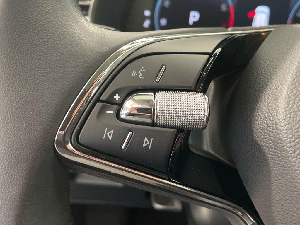 Skoda Kamiq 1.0 TSI Emotion DSG 81 kW (110 CV) - 8