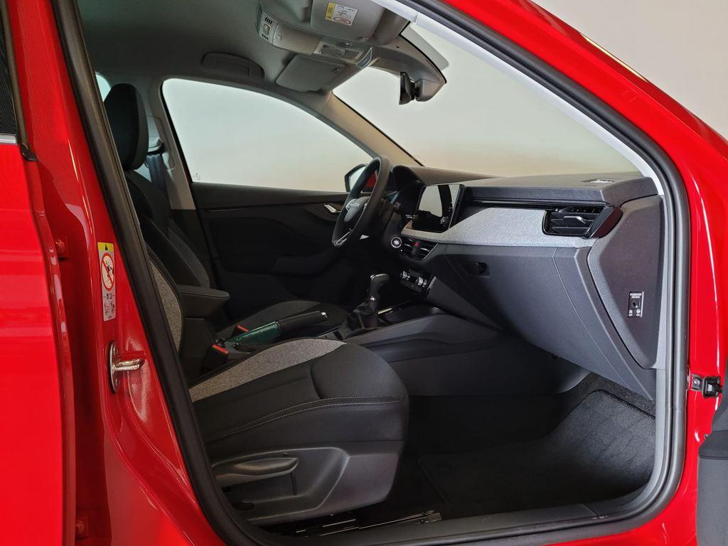 Skoda Kamiq 1.0 TSI Selection DSG 85 kW (115 CV) - 4