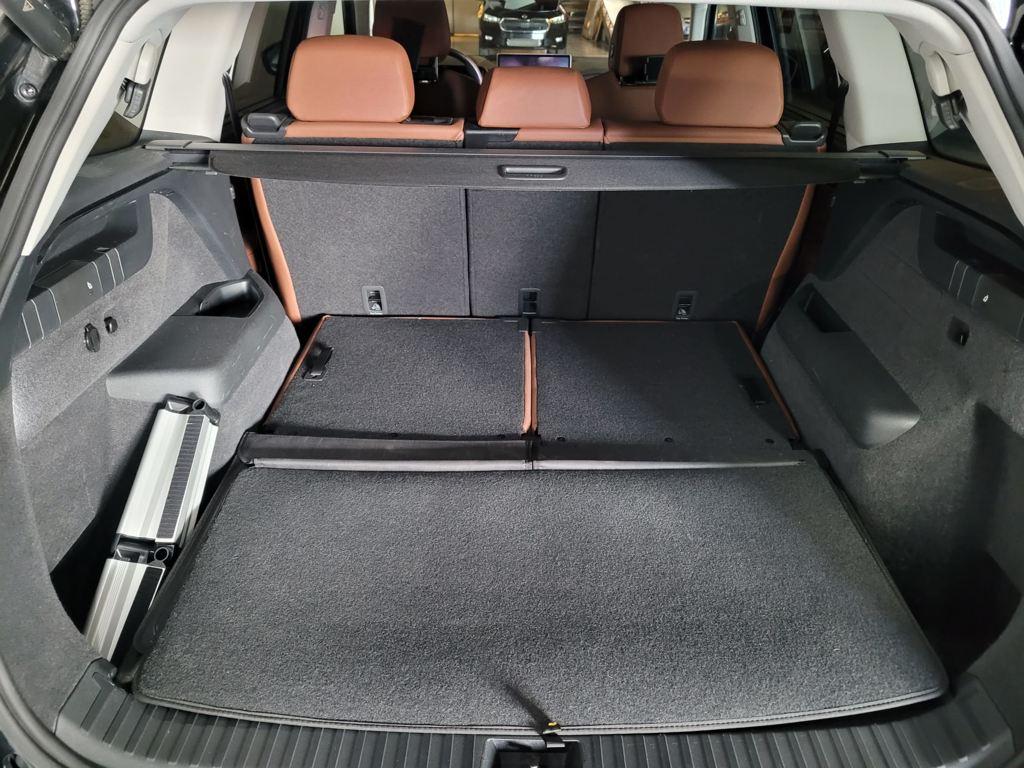 Skoda Kodiaq 1.5 TSI m-HEV Design DSG 110 kW (150 CV) - 6