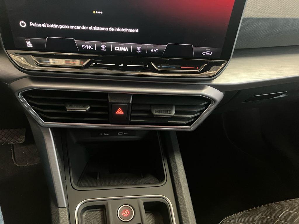 SEAT León 1.5 TSI e-Hybrid FR XM DSG 150 kW (204 CV) - 10