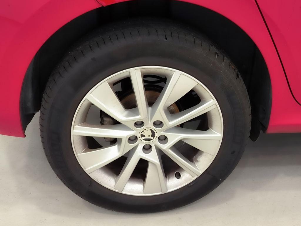 Skoda Kamiq 1.0 TSI Ambition 81 kW (110 CV) - 7