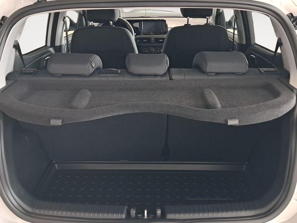 Hyundai i10 1.0 Essence 47 kW (63 CV) - 6