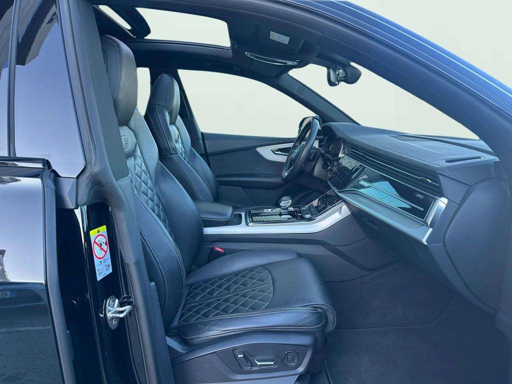 Audi Q8 Black Line Plus 50 TDI quattro 210 kW (286 CV) tiptronic - 4