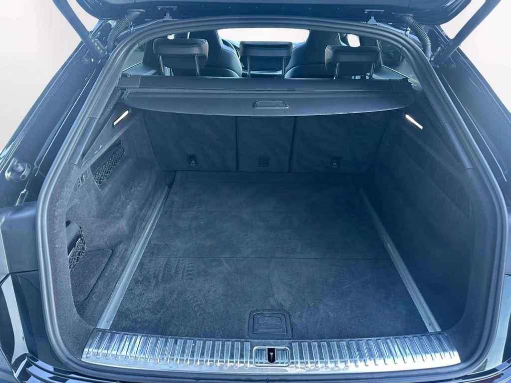 Audi Q8 Black Line Plus 50 TDI quattro 210 kW (286 CV) tiptronic - 6