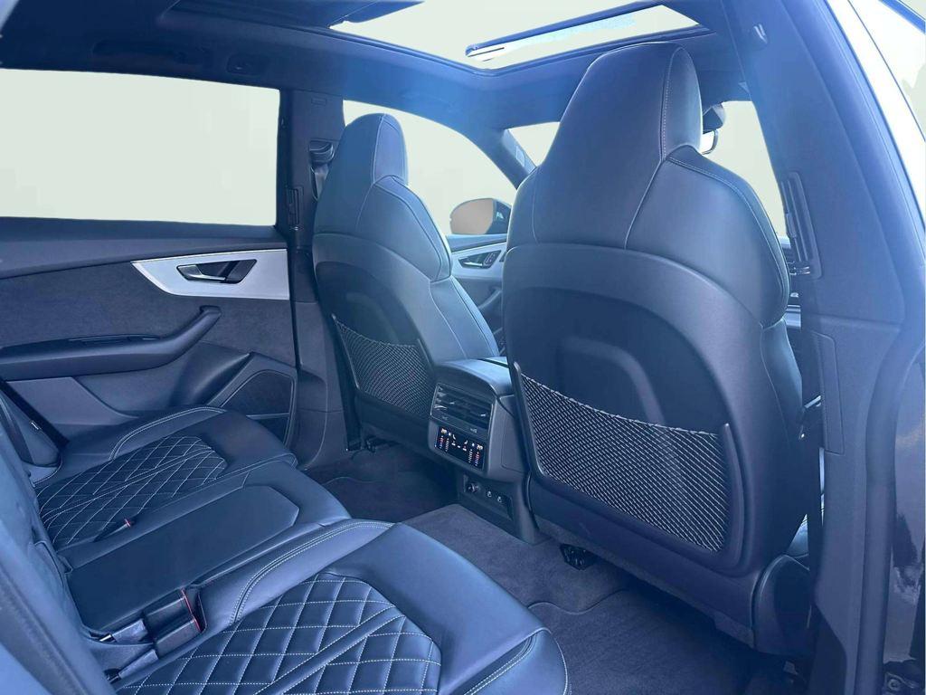 Audi Q8 Black Line Plus 50 TDI quattro 210 kW (286 CV) tiptronic - 16