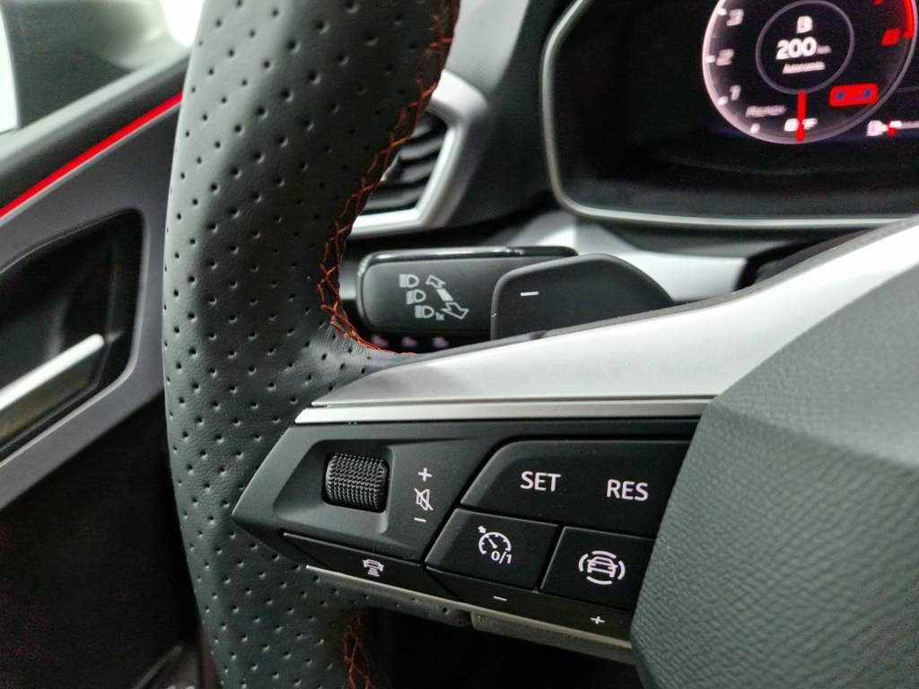 SEAT León 1.5 eTSI S&S FR Special Edition Vision DSG 110 kW (150 CV) - 9