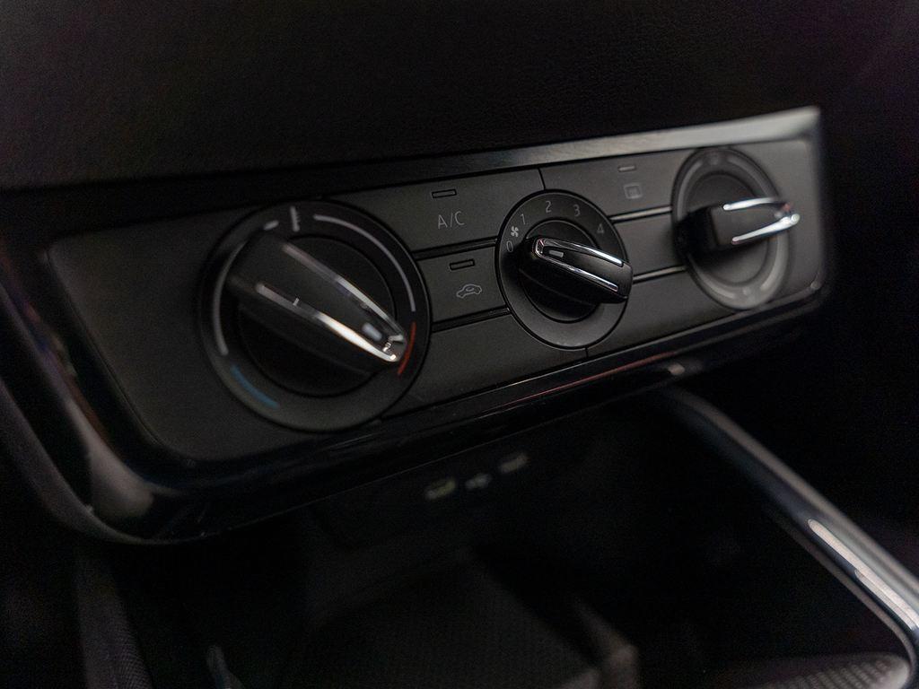 Skoda Fabia 1.0 TSI Selection DSG 85 kW (115 CV) - 11