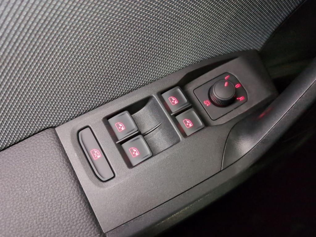 SEAT Ibiza 1.0 TSI Special Edition 85 kW (115 CV) - 15