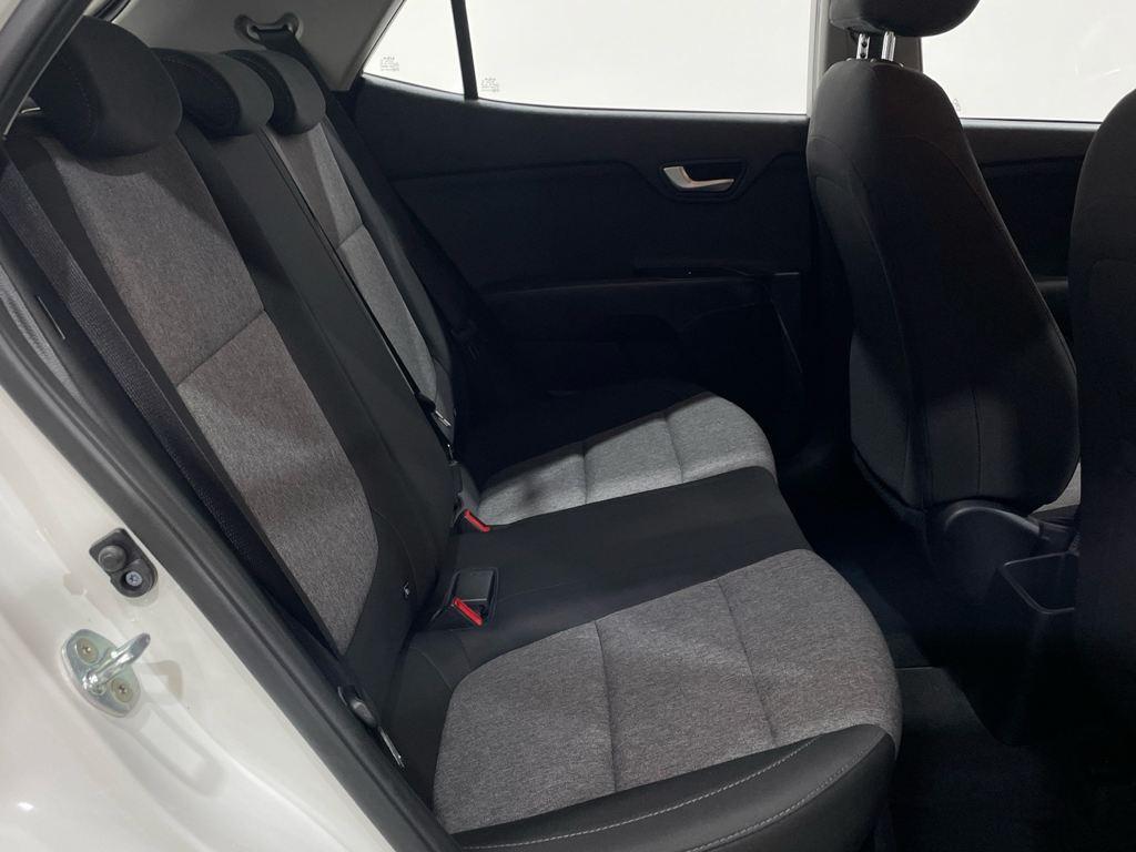 Kia Stonic 1.0 T-GDi MHEV iMT Concept 74 kW (100 CV) - 5