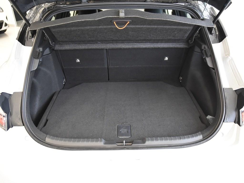 Toyota Corolla 180H GR-SPORT E-CVT 132 kW (180 CV) - 6