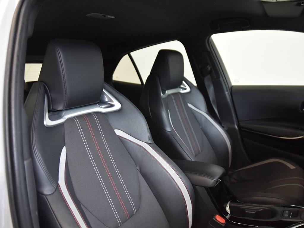 Toyota Corolla 180H GR-SPORT E-CVT 132 kW (180 CV) - 9