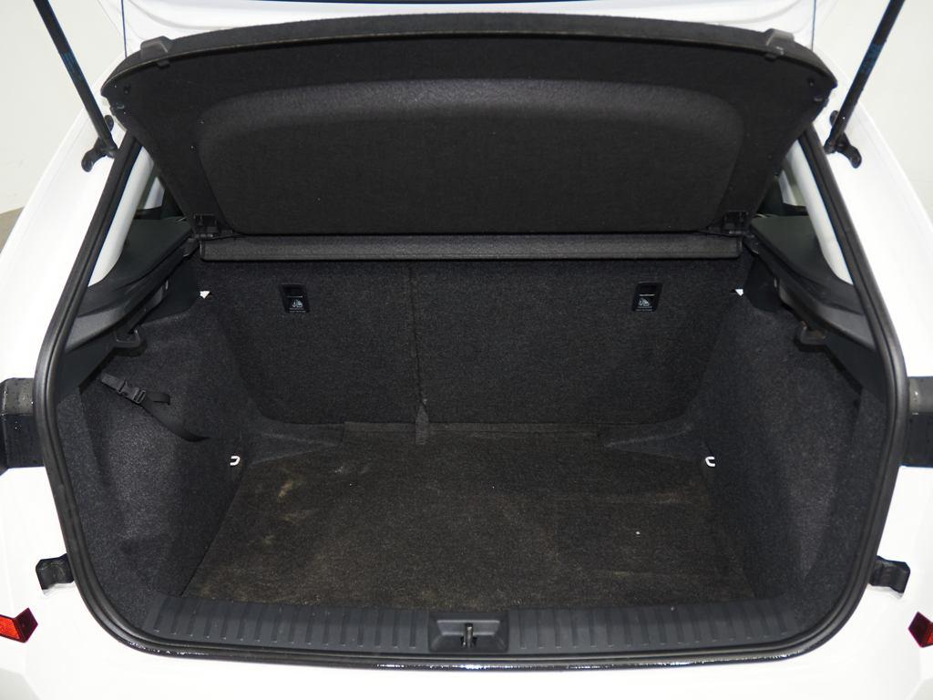 Skoda Kamiq 1.0 TSI Active 70 kW (95 CV) - 6