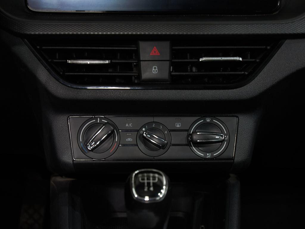 Skoda Kamiq 1.0 TSI Active 70 kW (95 CV) - 9