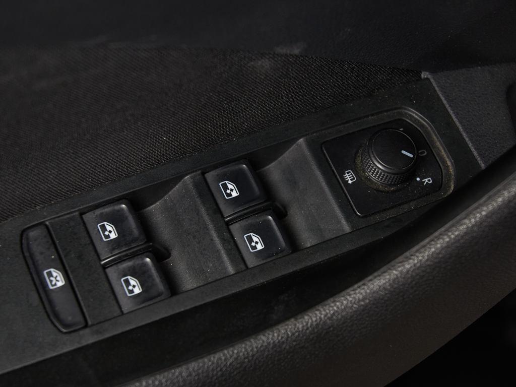 Skoda Kamiq 1.0 TSI Active 70 kW (95 CV) - 10