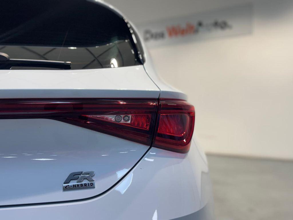 SEAT León 1.5 TSI e-Hybrid FR XM DSG 150 kW (204 CV) - 15