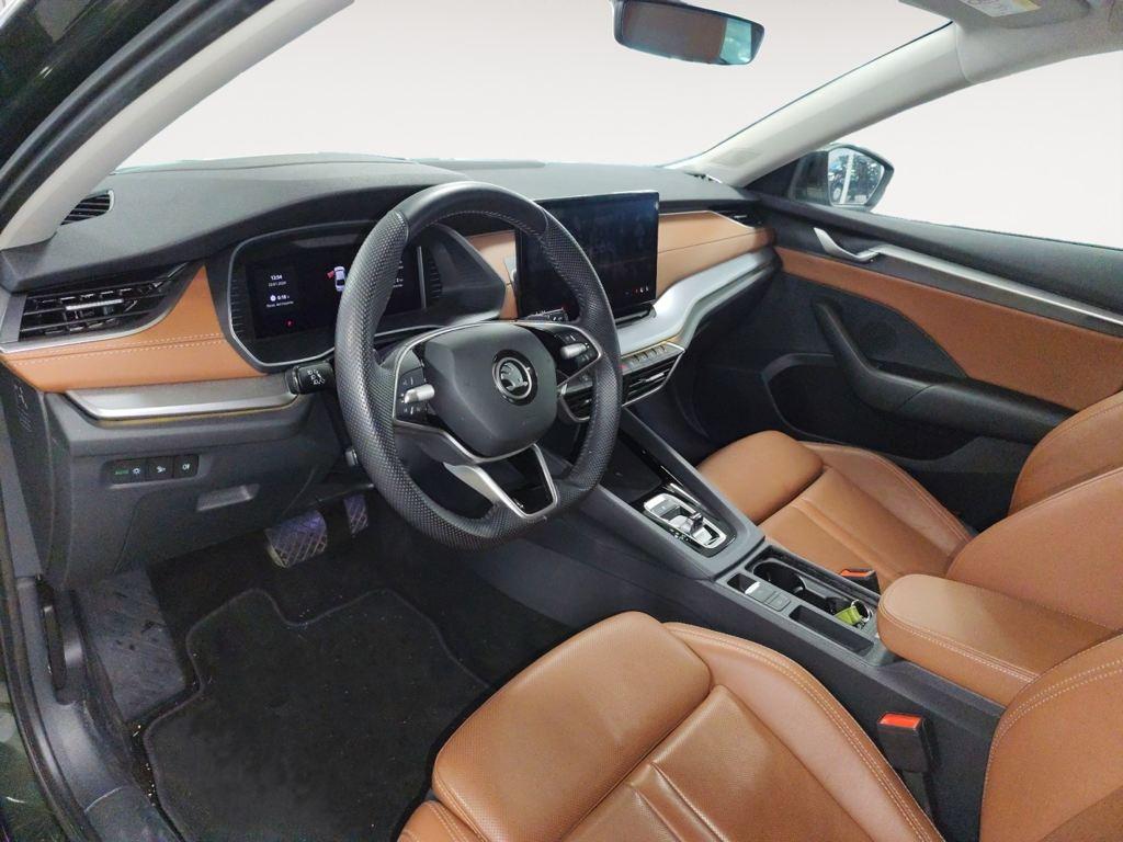 Skoda Octavia 1.5 TSI m-HEV Design DSG 110 kW (150 CV) - 8