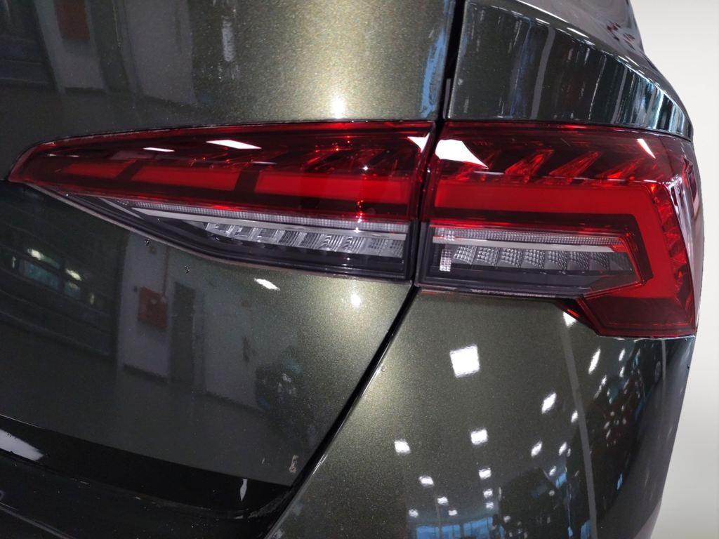 Skoda Octavia 1.5 TSI m-HEV Design DSG 110 kW (150 CV) - 13