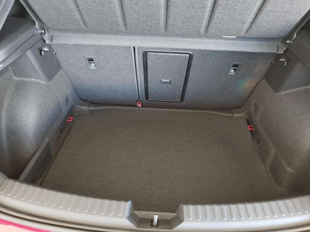 SEAT León 1.5 eTSI S&S FR Go XL DSG 110 kW (150 CV) - 6