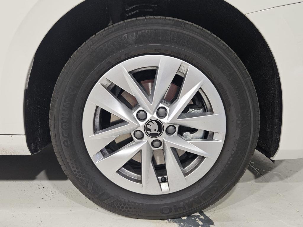 Skoda Fabia 1.0 TSI Selection 85 kW (115 CV) - 7