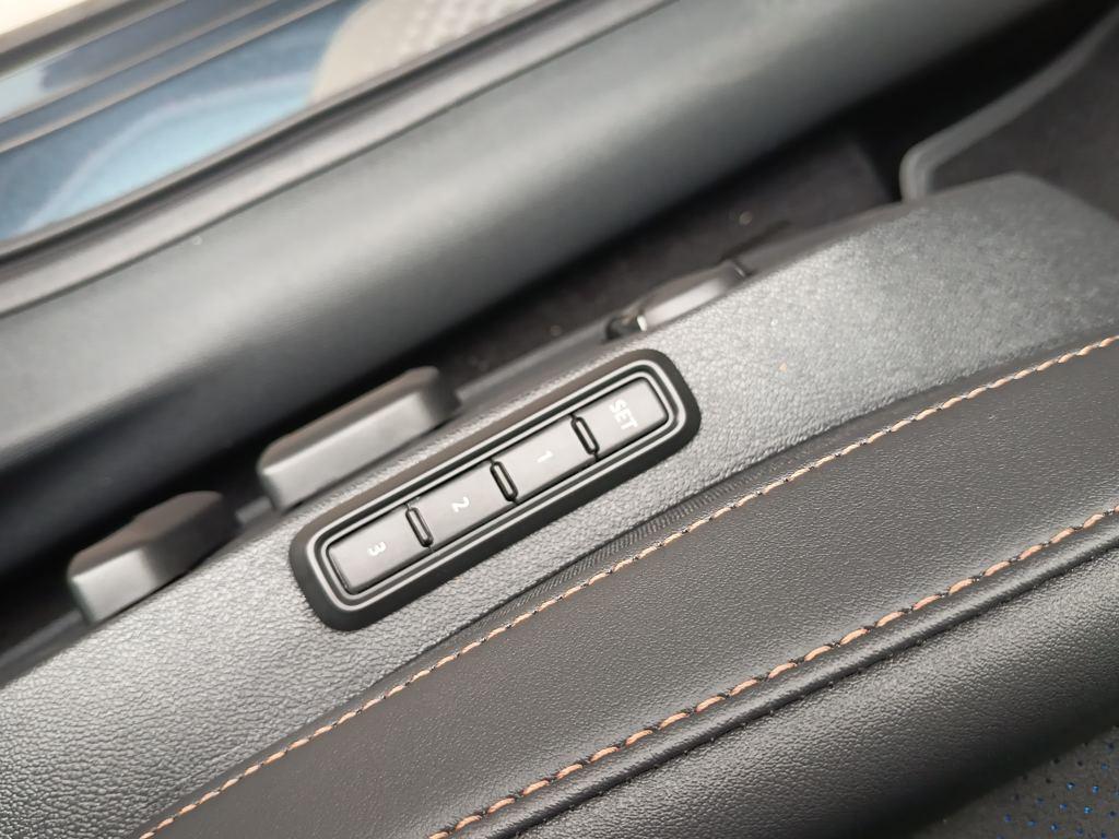 CUPRA León 2.0 TSI VZ DSG 221 kW (300 CV) - 15