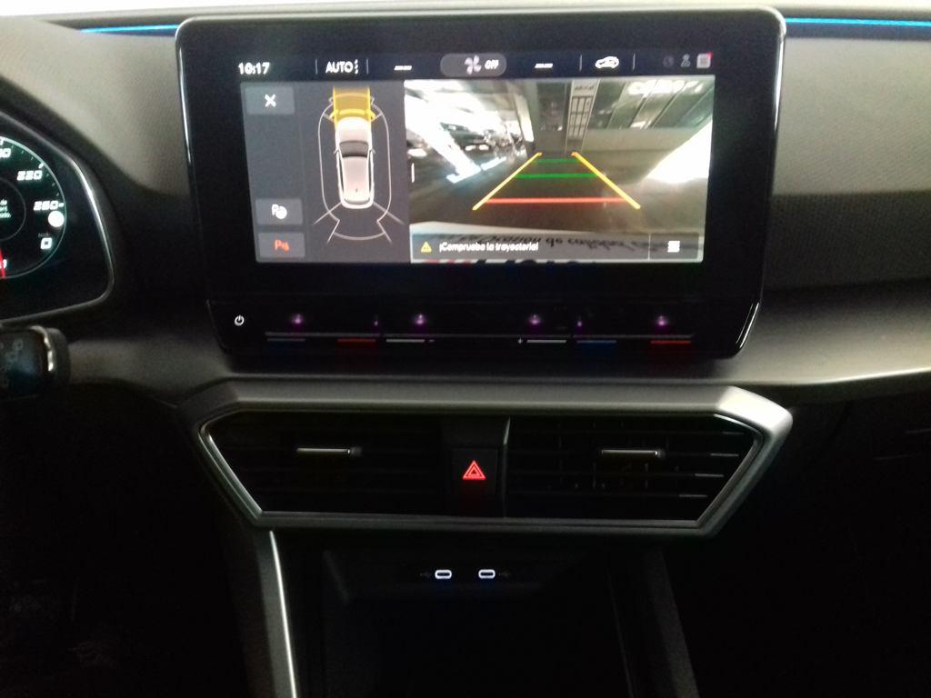 SEAT León 1.5 TSI S&S FR Special Edition 85 kW (116 CV) - 8