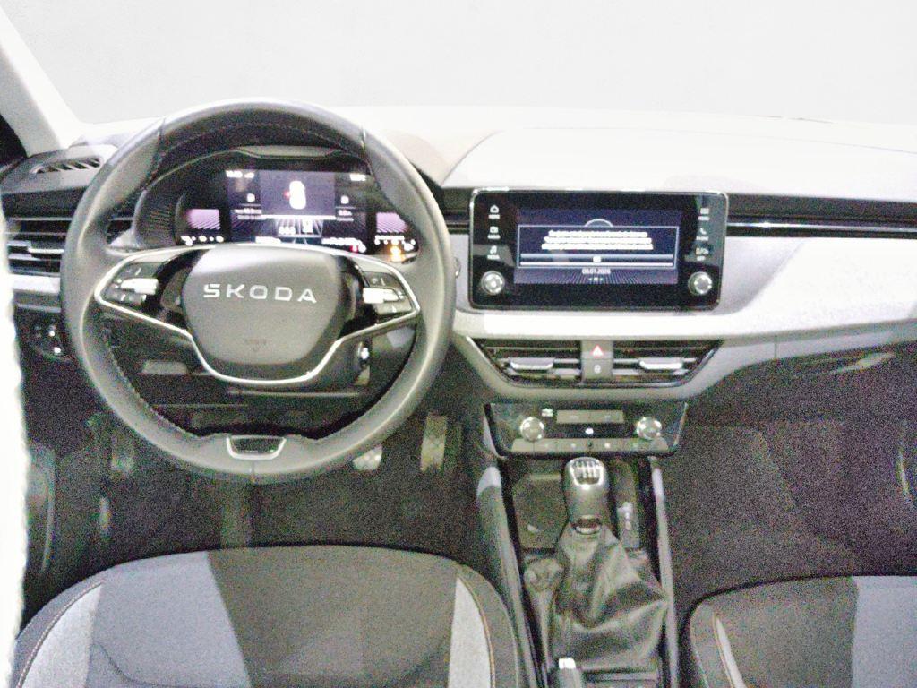 Skoda Kamiq 1.0 TSI Selection 85 kW (115 CV) - 3