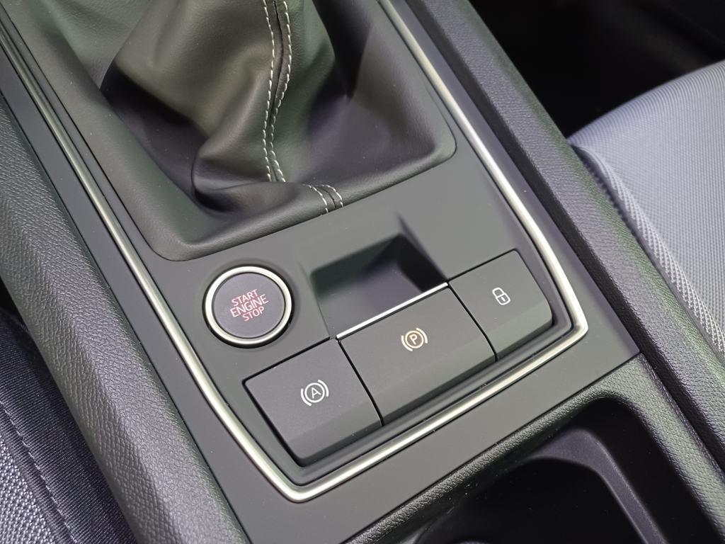 SEAT León 1.5 TSI S&S Style XL 96 kW (130 CV) - 10