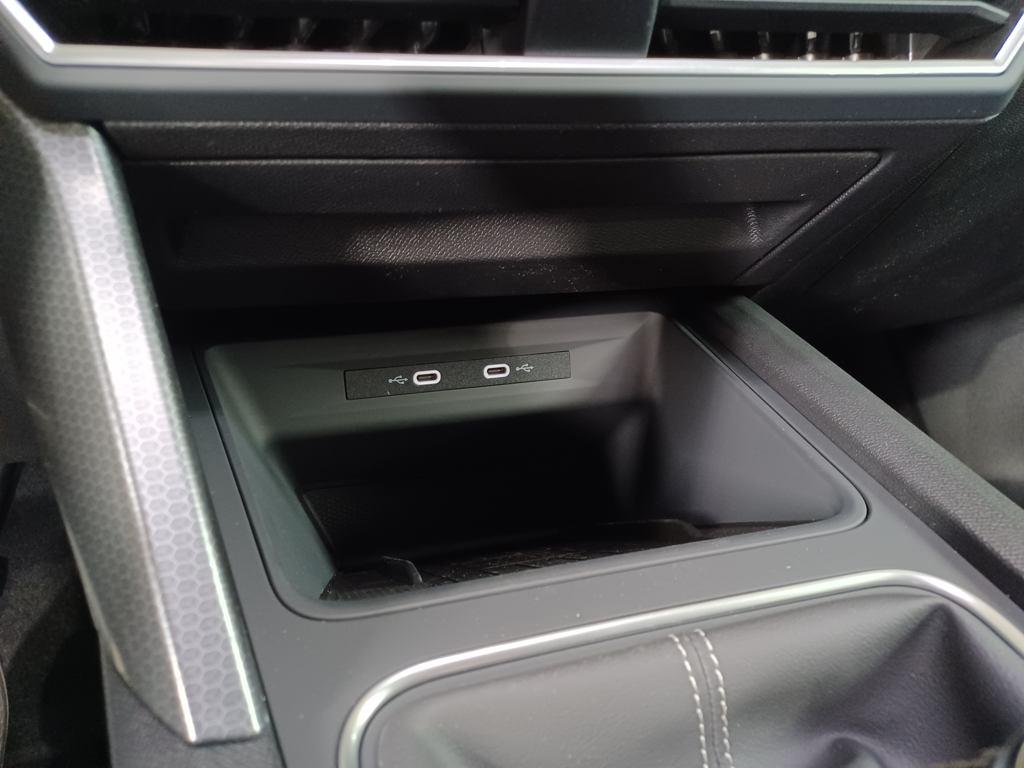 SEAT León 1.5 TSI S&S Style XL 96 kW (130 CV) - 11