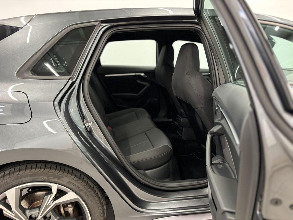 Audi A3 Sportback Black line 35 TFSI 110 kW (150 CV) S tronic - 5