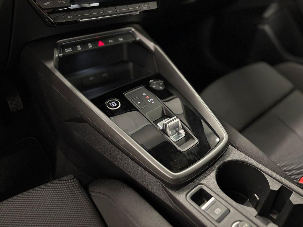 Audi A3 Sportback Black line 35 TFSI 110 kW (150 CV) S tronic - 11