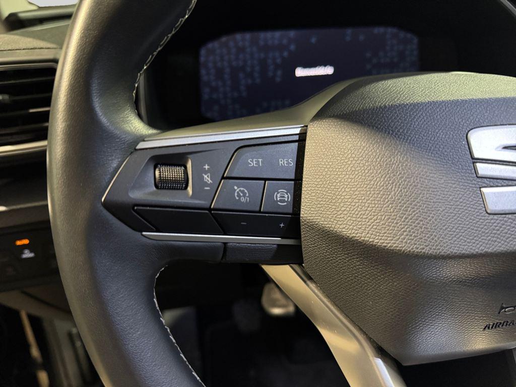 SEAT León 1.0 TSI S&S Style XL Vision 81 kW (110 CV) - 9