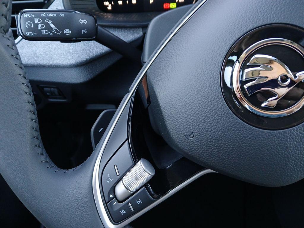 Skoda Kamiq 1.0 TSI Selection DSG 85 kW (115 CV) - 15