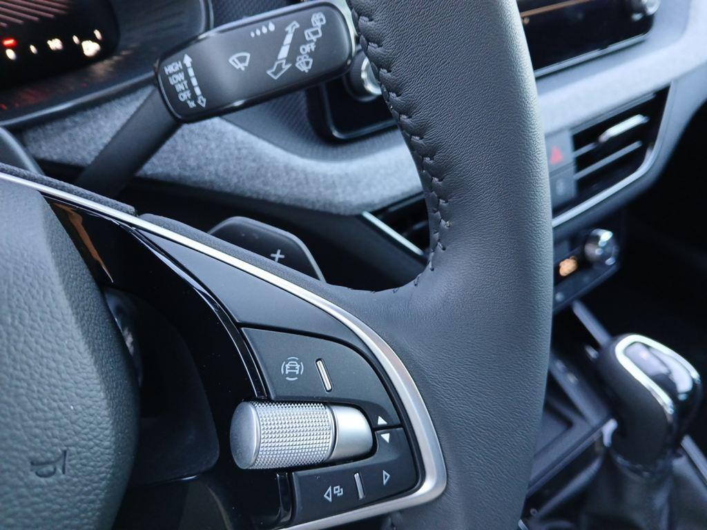 Skoda Kamiq 1.0 TSI Selection DSG 85 kW (115 CV) - 16