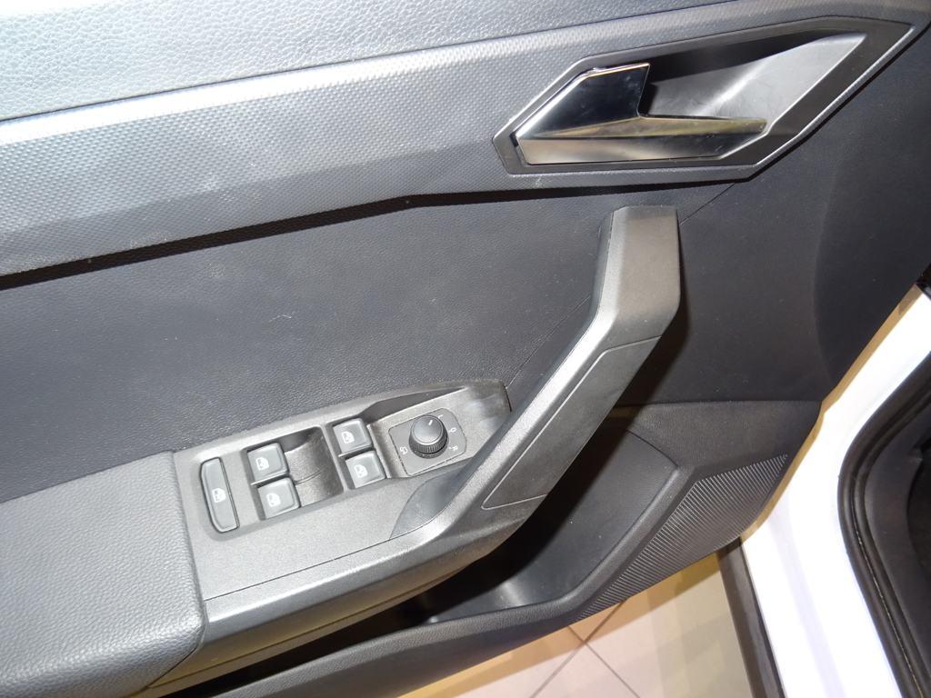 SEAT Arona 1.0 TSI Style Plus 81 kW (110 CV) - 12