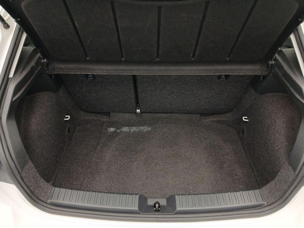 SEAT Ibiza 1.0 TSI Style XL 70 kW (95 CV) - 6