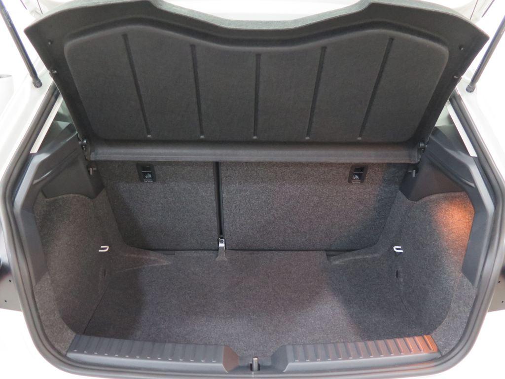 SEAT Ibiza 1.0 MPI Reference XL 59 kW (80 CV) - 6