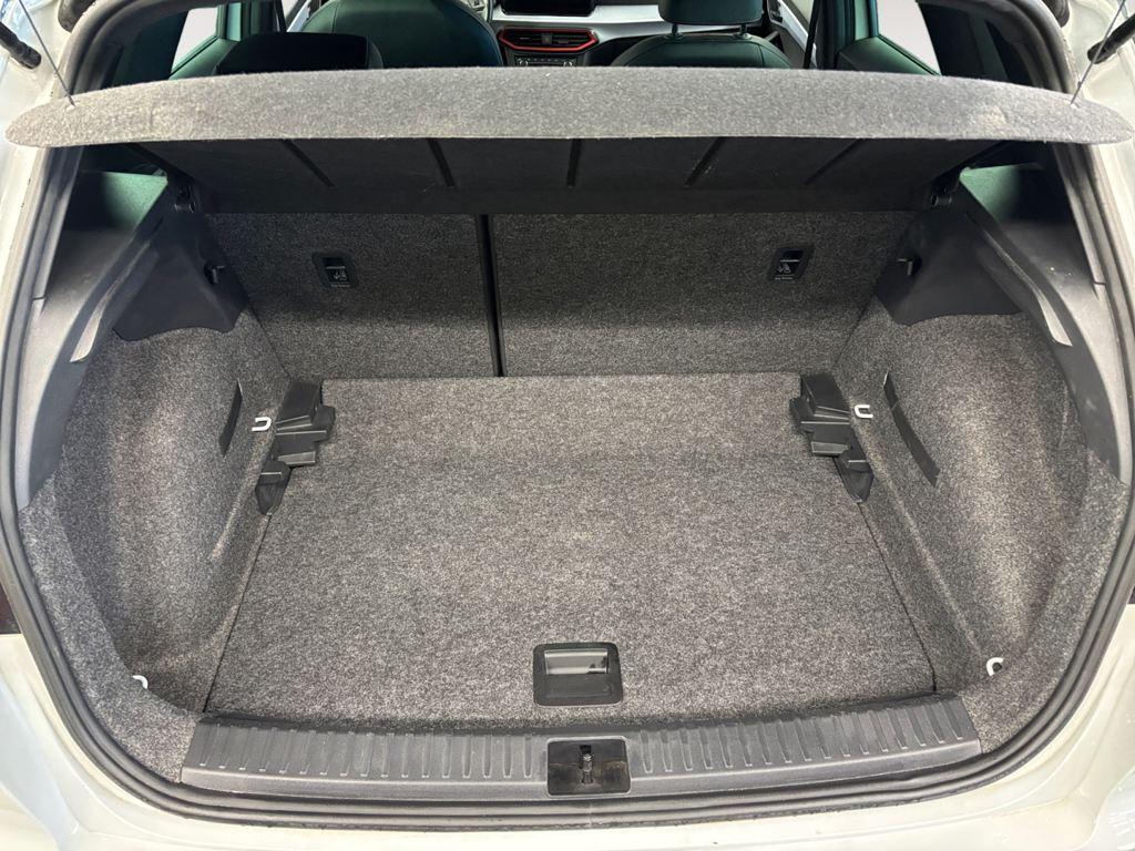 SEAT Arona 1.0 TSI S&S Xperience XM 85 kW (115 CV) - 6