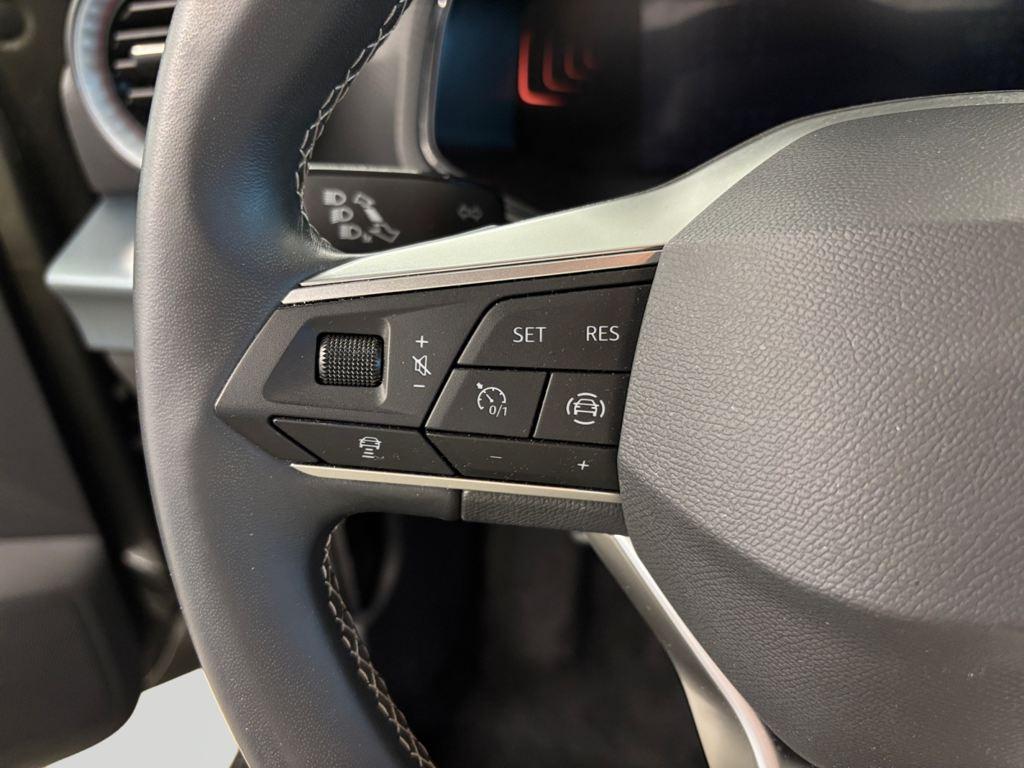 SEAT Arona 1.0 TSI S&S Xperience XM 85 kW (115 CV) - 10