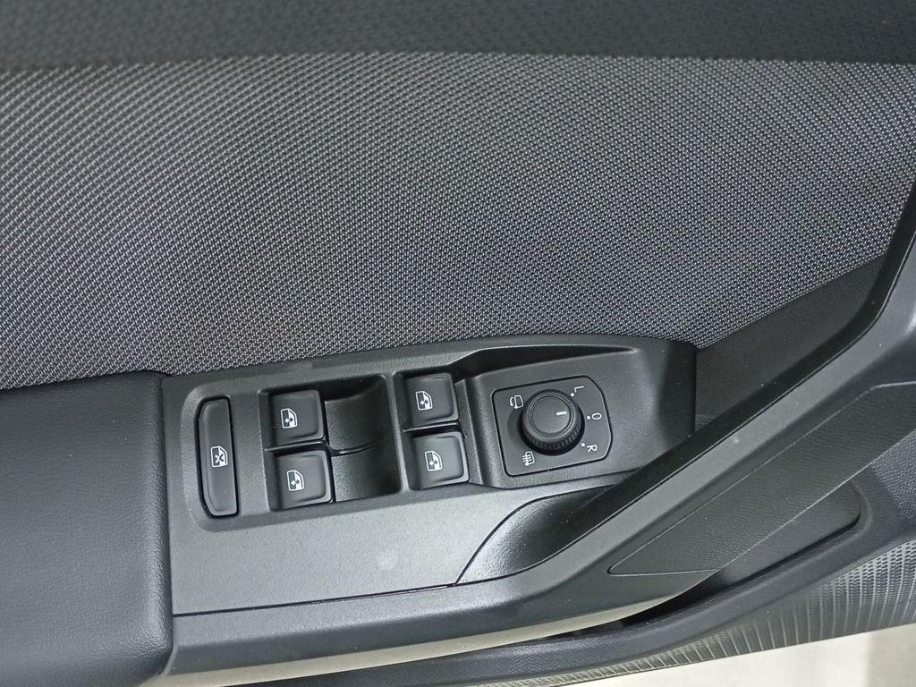 SEAT León ST 2.0 TDI Style XS 85 kW (115 CV) - 10