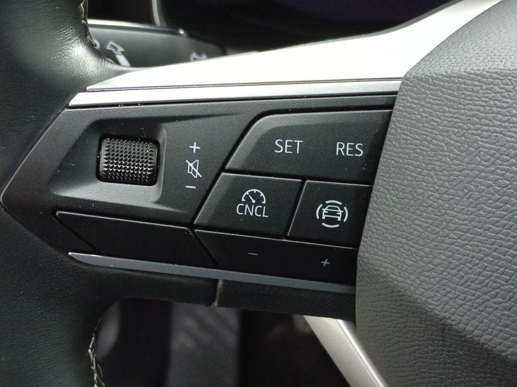 SEAT León ST 2.0 TDI Style XS 85 kW (115 CV) - 11