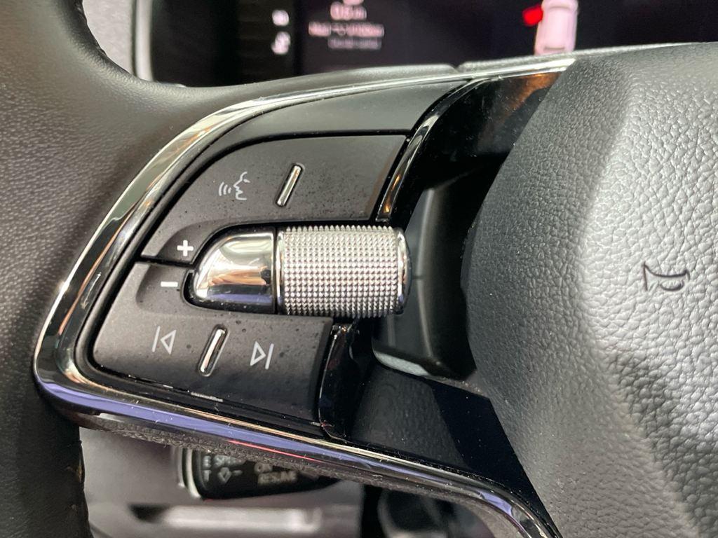 Skoda Karoq 2.0 TDI Ambition 4X4 DSG 110 kW (150 CV) - 8