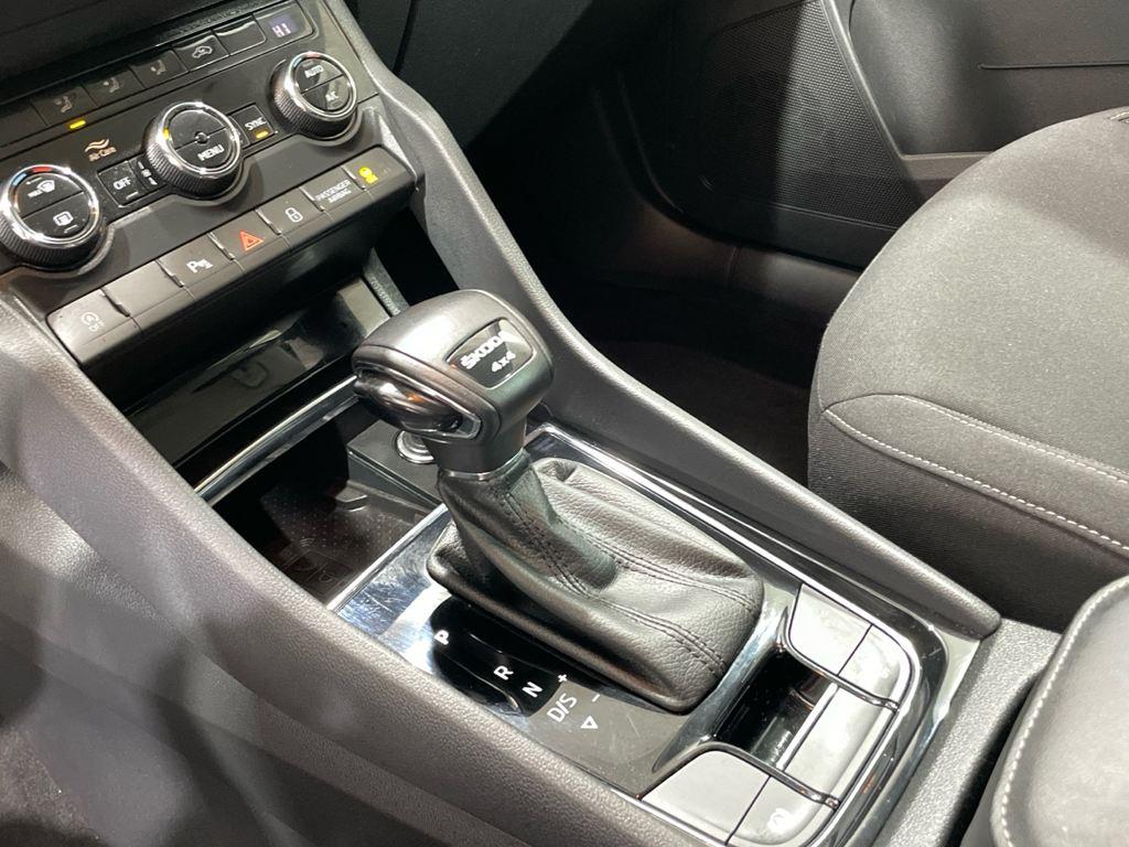 Skoda Karoq 2.0 TDI Ambition 4X4 DSG 110 kW (150 CV) - 18