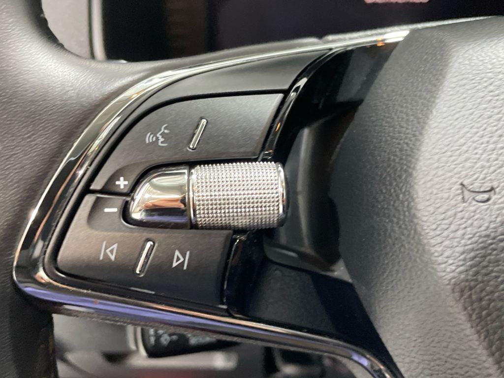 Skoda Karoq 2.0 TDI Ambition 4X4 DSG 110 kW (150 CV) - 8