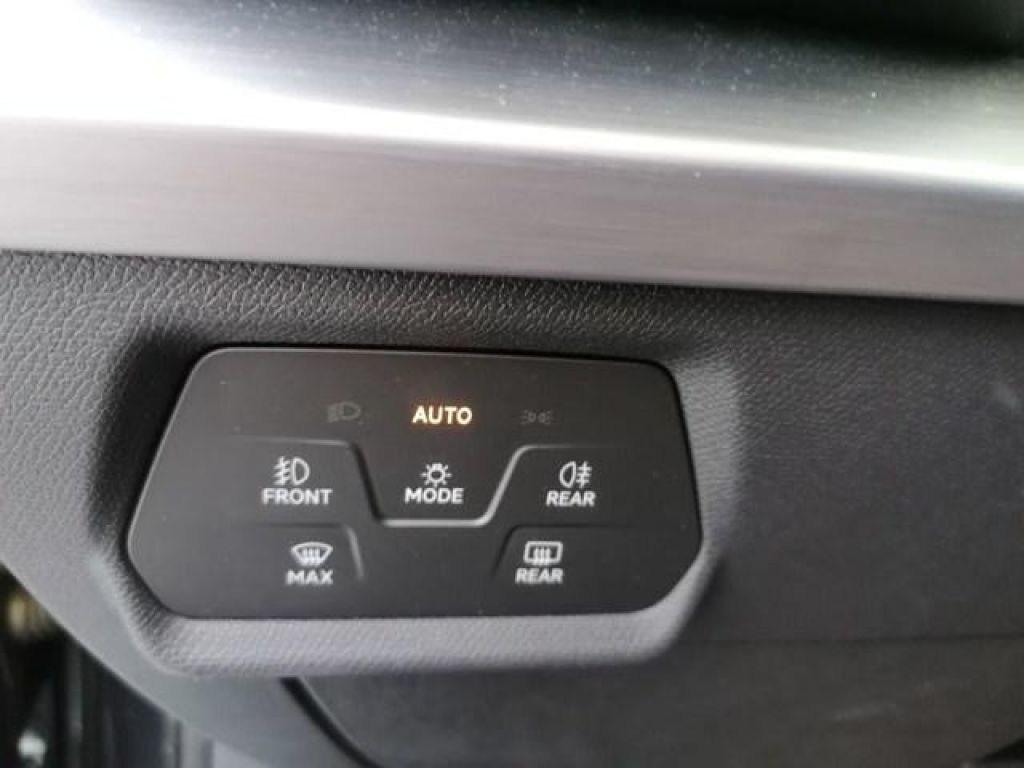 SEAT León 1.5 TSI e-Hybrid FR XM DSG 150 kW (204 CV) - 9